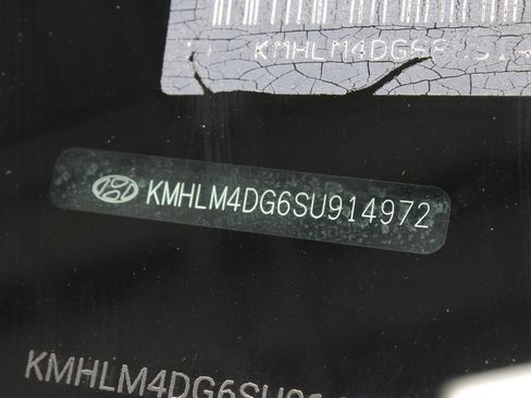 Used 2025 Hyundai Elantra Sport FWD image 33