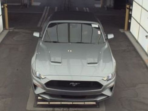 Used 2022 Ford Mustang Premium RWD image 2