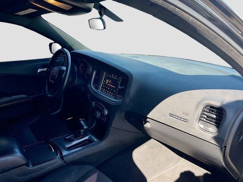 Used 2023 Dodge Charger SXT w/ Blacktop Package image 27