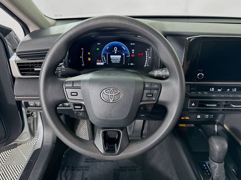 Certified 2025 Toyota Camry LE image 13