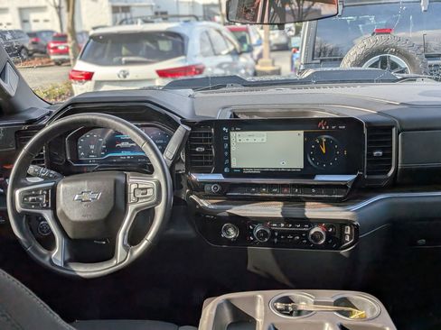 Certified 2023 Chevrolet Silverado 1500 LT Trail Boss image 19