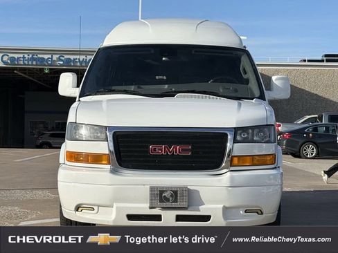 Used 2021 GMC Savana 2500 w/ Enhanced Convenience Package RWD image 3
