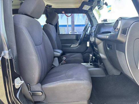 Used 2013 Jeep Wrangler Sport AWD/4WD image 26