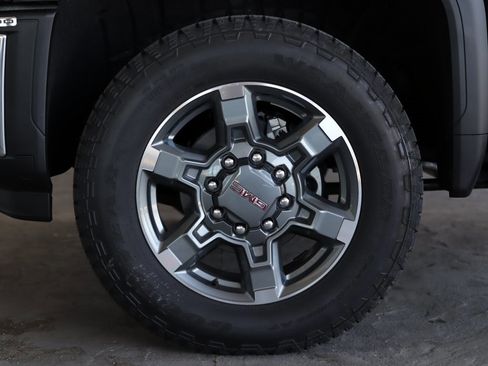 New 2026 GMC Sierra 2500 SLT w/ SLT Premium Package image 42