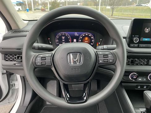 New 2025 Honda Accord LX image 13