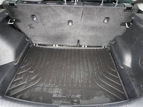Used 2021 Kia Seltos SX AWD/4WD image 19