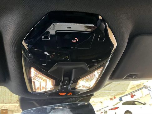 Used 2025 BMW 530i image 35