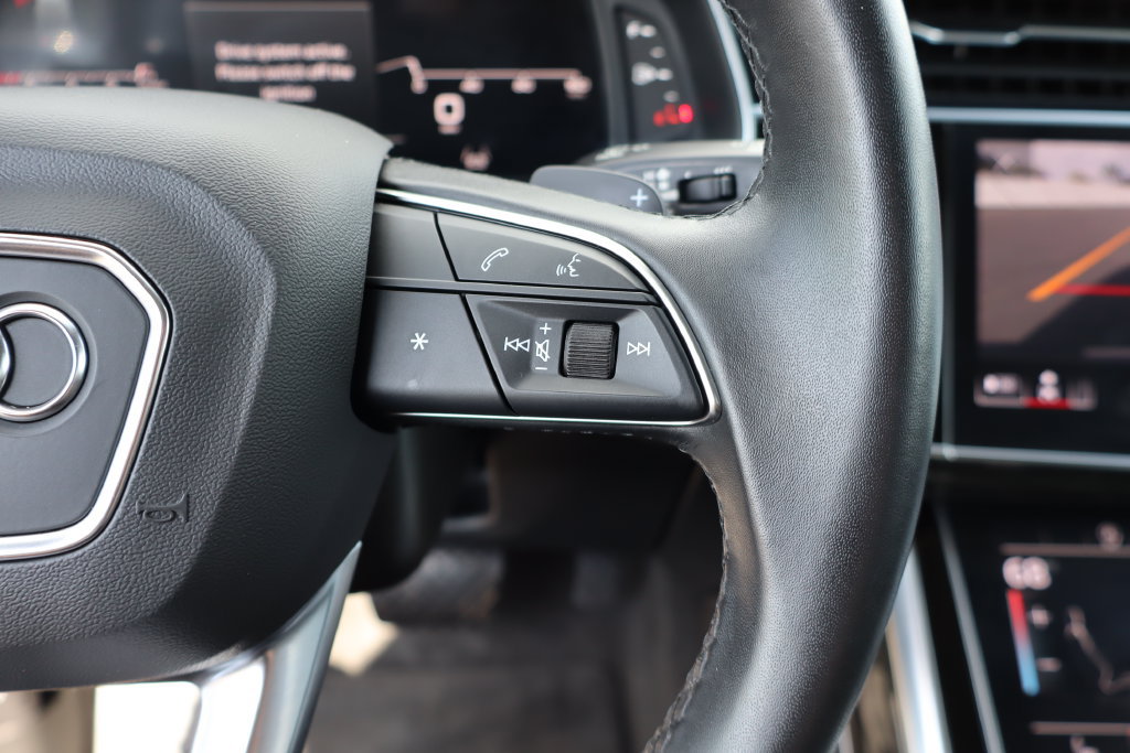 Used 2024 Audi Q7 3.0T Premium Plus AWD/4WD image 27