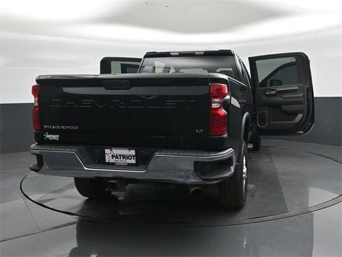 Used 2024 Chevrolet Silverado 2500 LT w/ Z71 Off-Road Package image 45