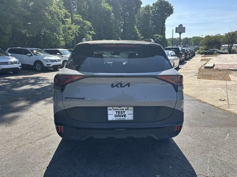 Used 2025 Kia Sportage X-Pro image 7