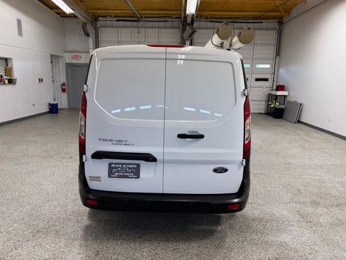 Used 2023 Ford Transit Connect XL image 3