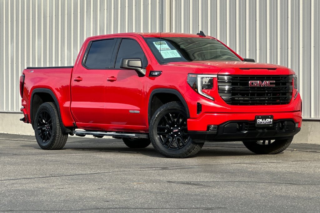 Used 2025 GMC Sierra 1500 Elevation AWD/4WD image 2