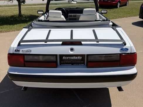 Used 1991 Ford Mustang LX RWD image 10