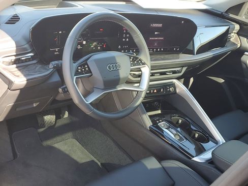 New 2025 Audi Q5 Premium Plus image 18