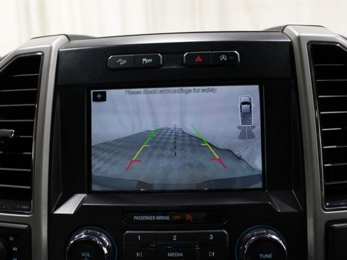 Used 2018 Ford F150 Lariat AWD/4WD image 16