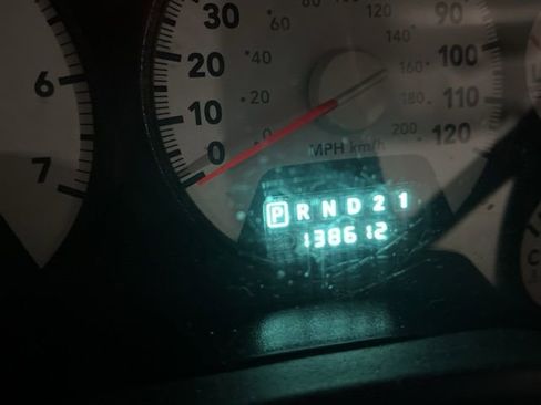 Used 2007 Dodge Ram 1500 Truck SLT image 4