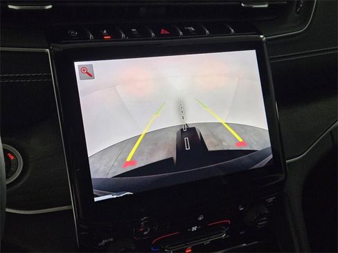 Used 2022 Jeep Grand Cherokee L Limited image 36