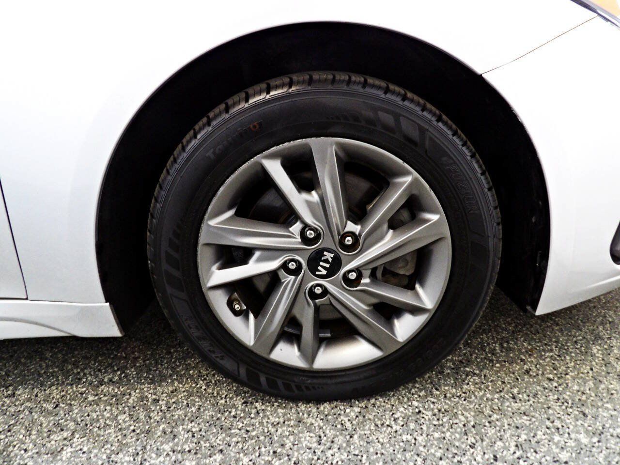 Used 2019 Kia Optima LX FWD image 25