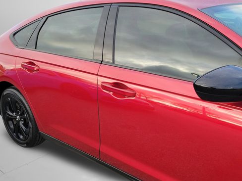 Used 2025 Honda Accord SE image 12