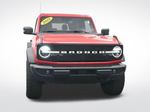 Used 2022 Ford Bronco Wildtrak image 3