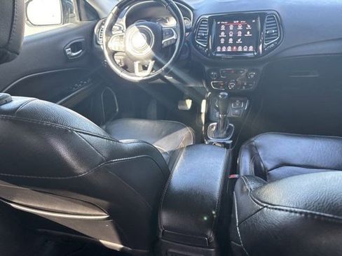 Used 2019 Jeep Compass Limited image 37