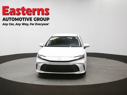 Used 2025 Toyota Camry LE FWD image 52