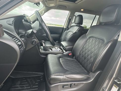 Used 2024 Nissan Armada Platinum w/ Captain's Chairs Package image 4