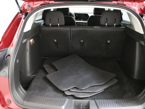 Used 2024 Chevrolet Trax LS w/ LS Convenience Package FWD image 38