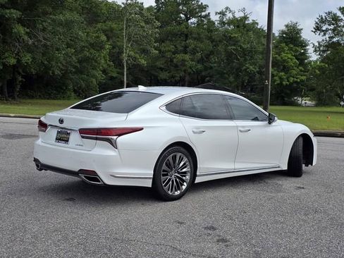 Used 2020 Lexus LS 500 w/ Interior Upgrade Package RWD image 5