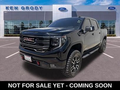 Used 2025 GMC Sierra 1500 AT4 w/ AT4 Premium Package