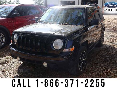 Used 2017 Jeep Patriot Sport w/ Power Value Group image 2