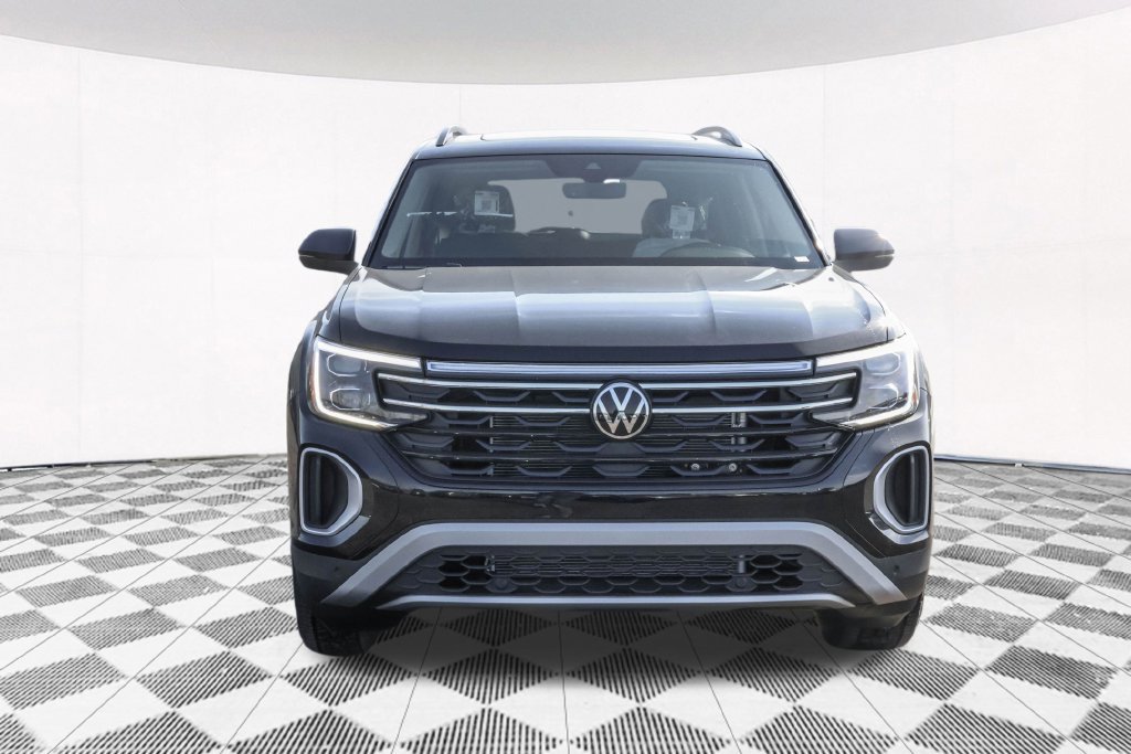 New 2026 Volkswagen Atlas Peak Edition AWD/4WD image 16