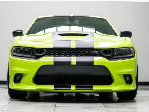 Used 2023 Dodge Charger Scat Pack w/ Plus Group RWD image 9