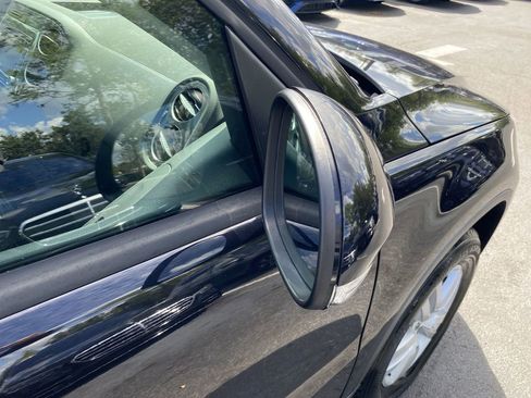 Used 2015 Volkswagen Tiguan S FWD image 21