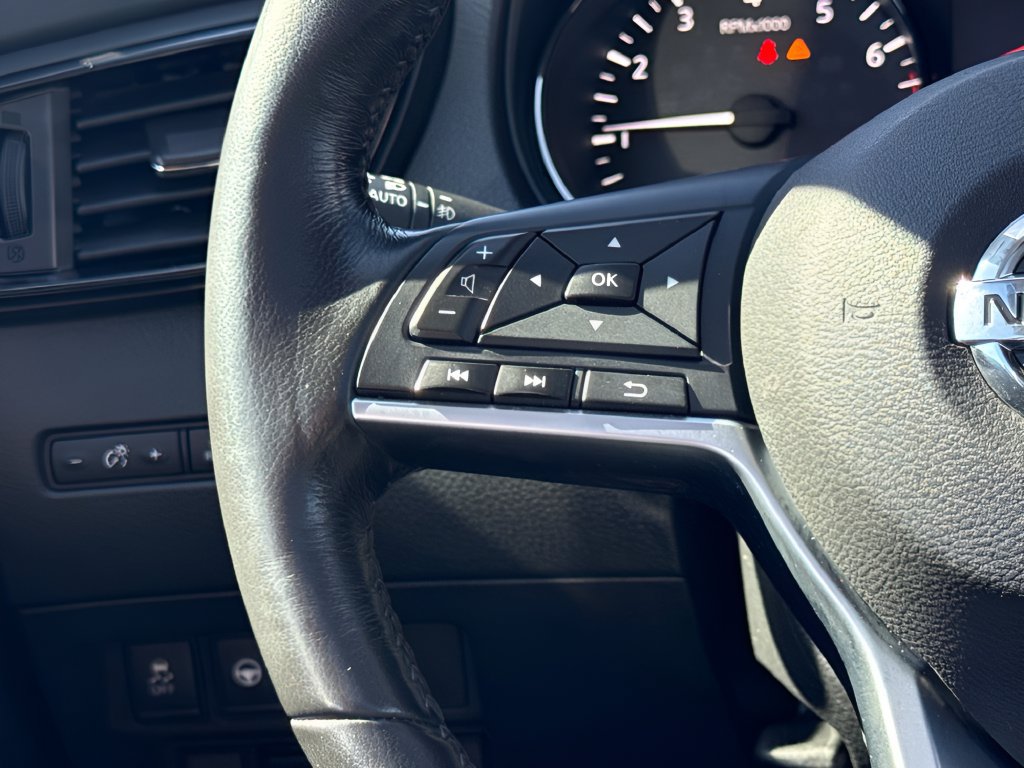 Used 2019 Nissan Rogue Sport SL w/ Premium Package AWD/4WD image 14
