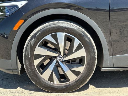 Certified 2024 Volkswagen ID.4 2WD image 26