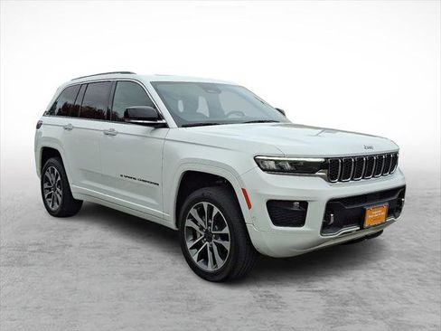 Certified 2023 Jeep Grand Cherokee Overland image 7