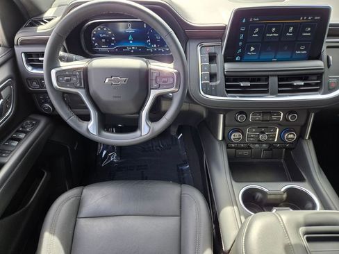 Used 2023 Chevrolet Tahoe Z71 w/ Luxury Package image 14