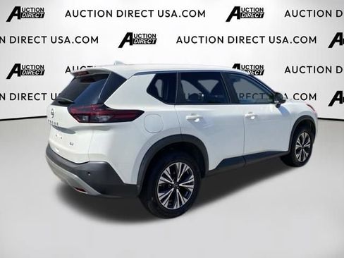 Used 2023 Nissan Rogue SV FWD image 8