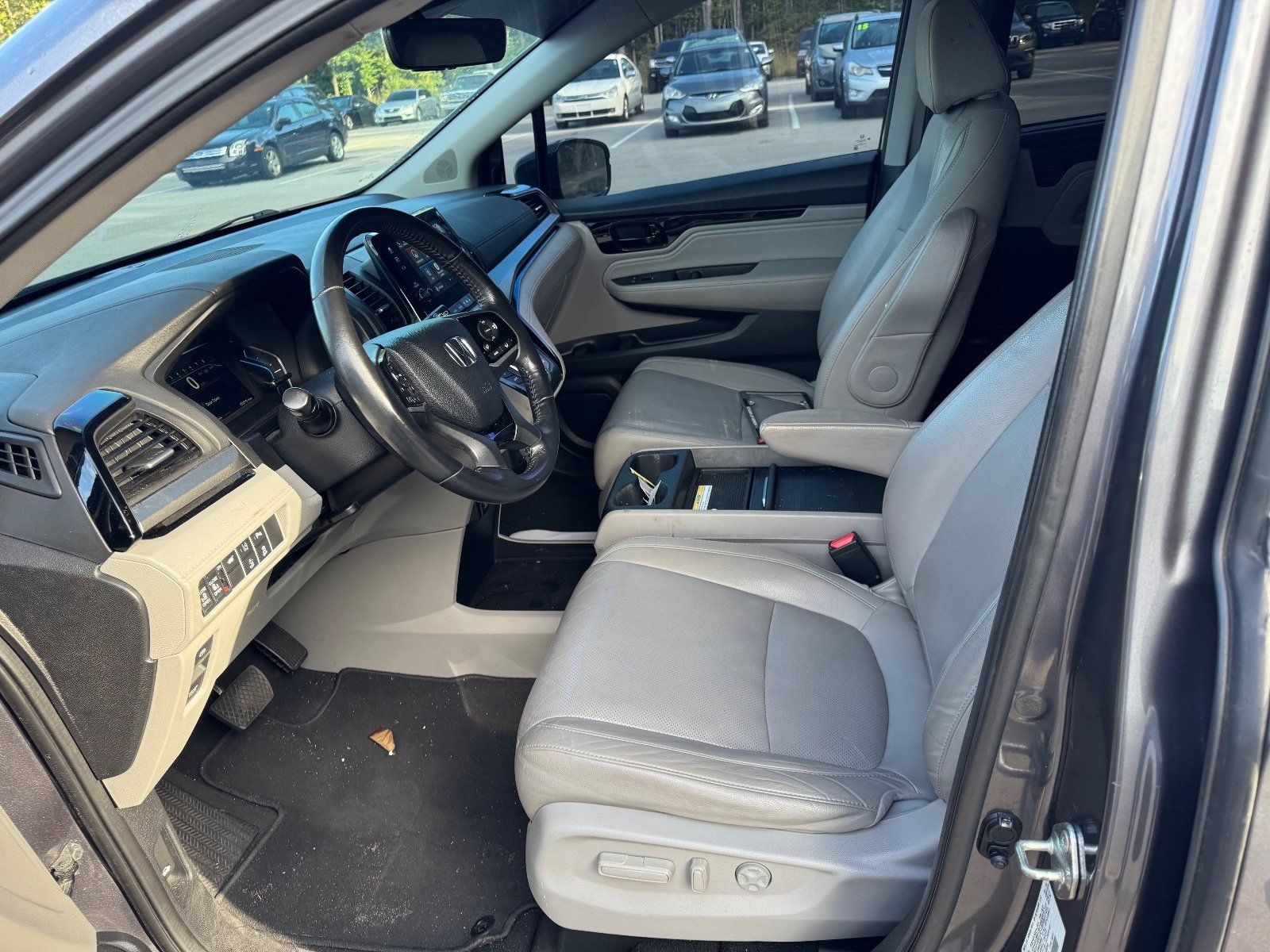 Used 2019 Honda Odyssey Elite image 12