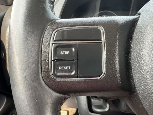 Used 2016 Jeep Patriot High Altitude image 5