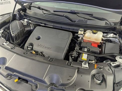 Used 2019 Chevrolet Traverse LT image 37