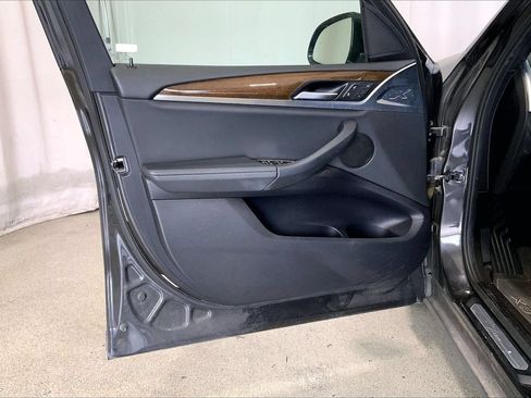 Used 2019 BMW X3 xDrive30i w/ Driving Assistance Package AWD/4WD image 21