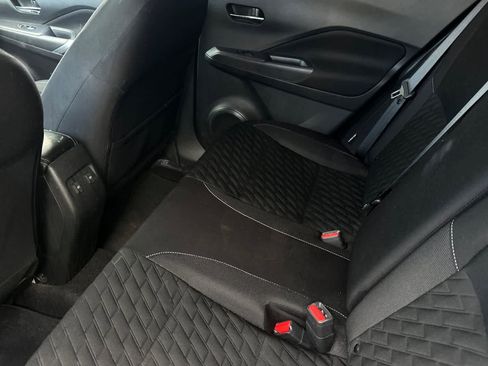 Certified 2023 Nissan Kicks SV image 3