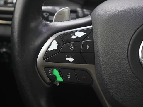 Used 2020 Jeep Grand Cherokee Limited X image 27