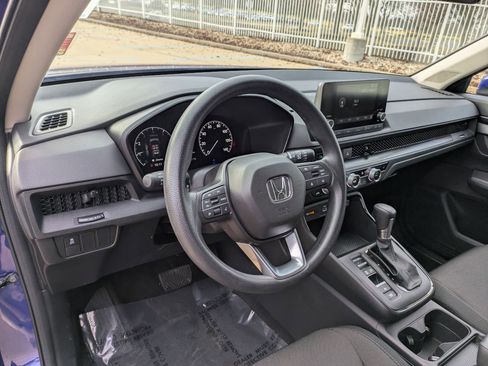 Certified 2023 Honda CR-V EX image 10