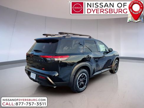New 2026 Nissan Pathfinder Rock Creek w/ Rock Creek Premium Package AWD/4WD image 3