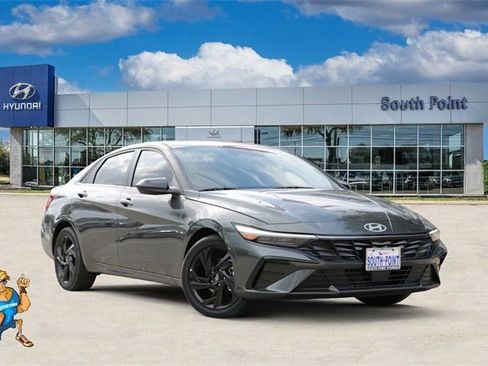 New 2026 Hyundai Elantra SEL Sport image 1