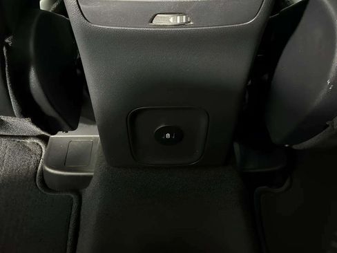 Used 2024 Ford Escape ST-Line w/ Equipment Group 301A FWD image 17