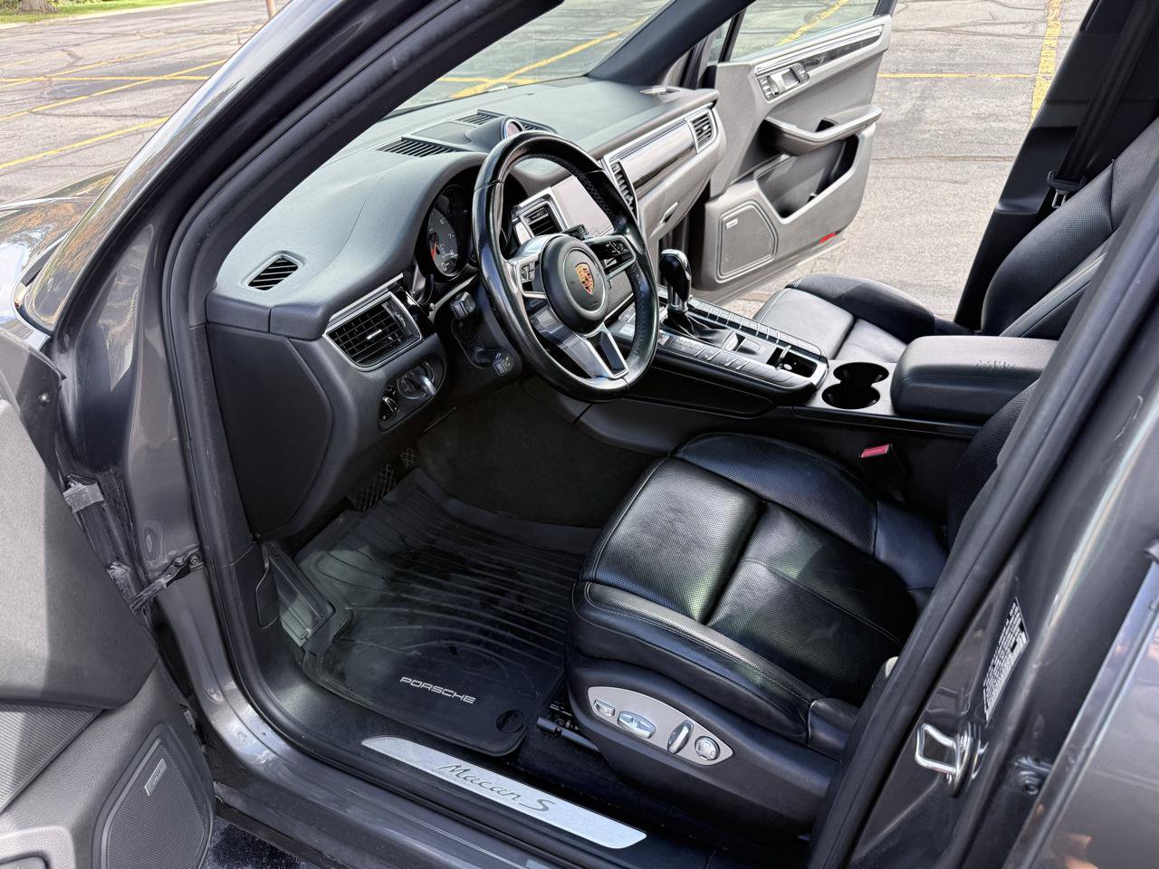 Used 2018 Porsche Macan S AWD/4WD image 9